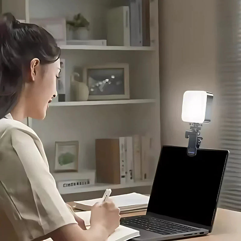 Luz de LED Portátil para Selfies com Clip